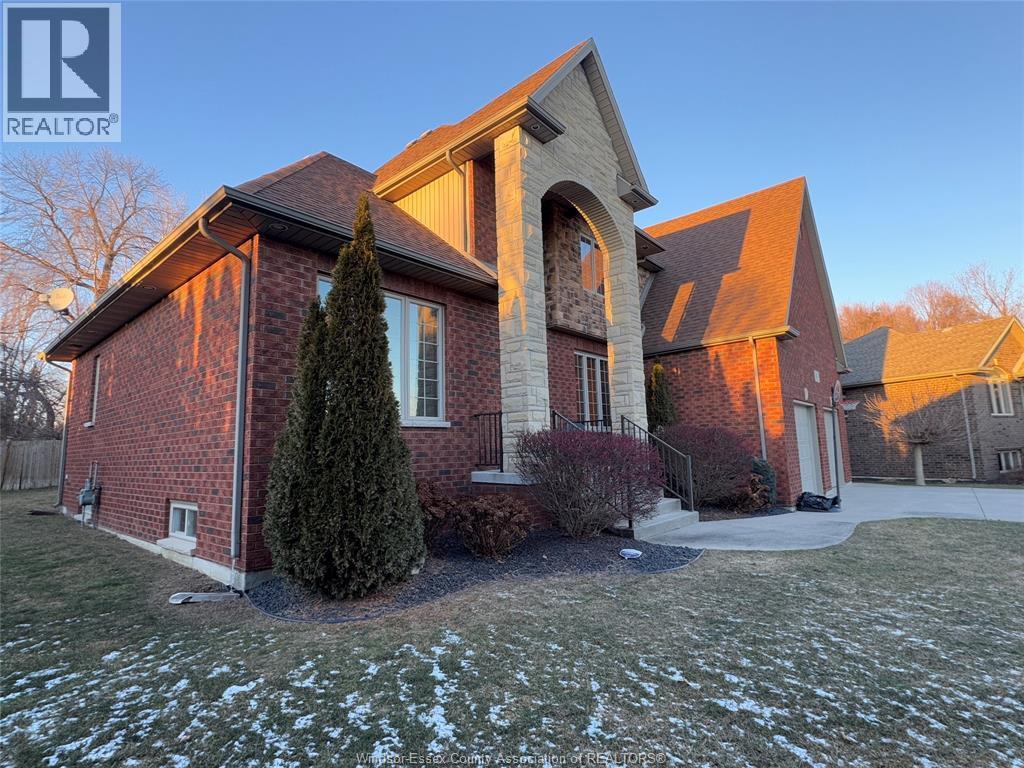 67 Theresa Trail, Leamington — photograph 3