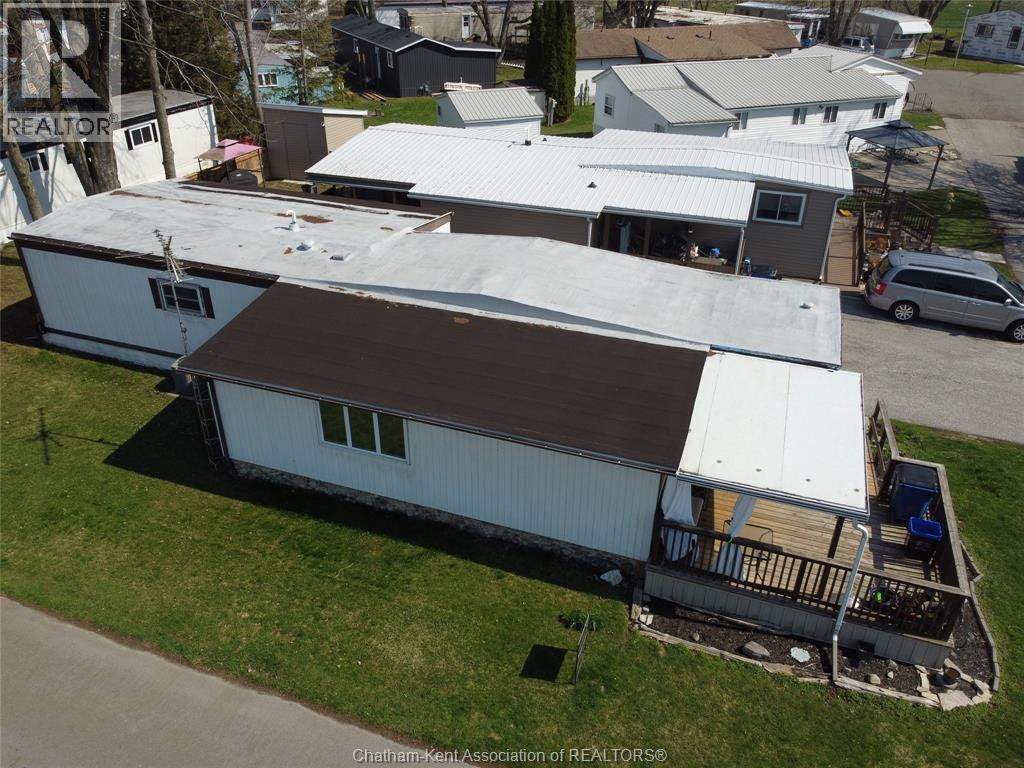 30 Regency Drive, Chatham — photograph 2