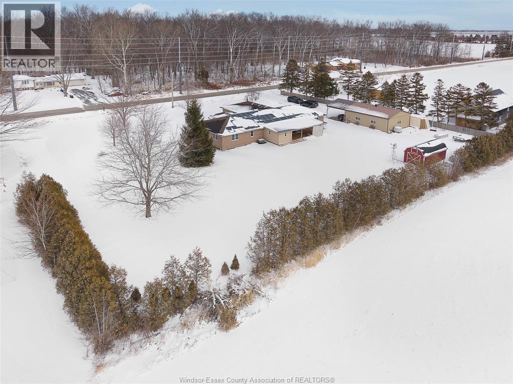 Single Family — 224 Mersea Rd 7, Leamington, Ontario