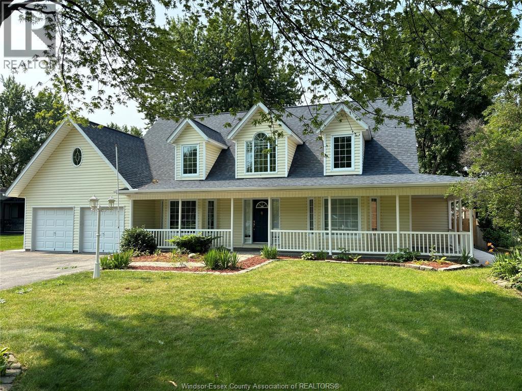 Single Family — 591 Old Tecumseh Road, Lakeshore, Ontario