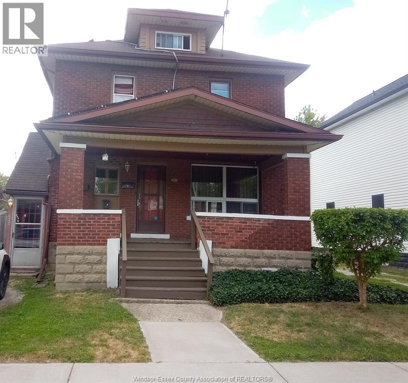 427 Gladstone Avenue, Windsor — primary photograph