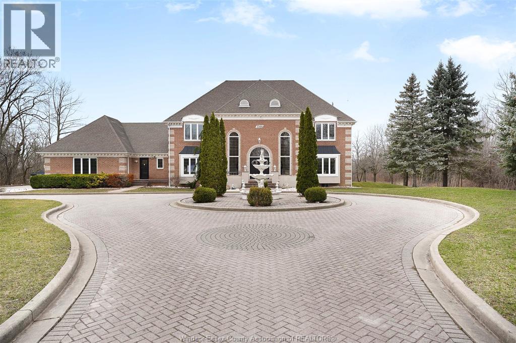 Single Family — 7566 Howard Avenue, Amherstburg, Ontario
