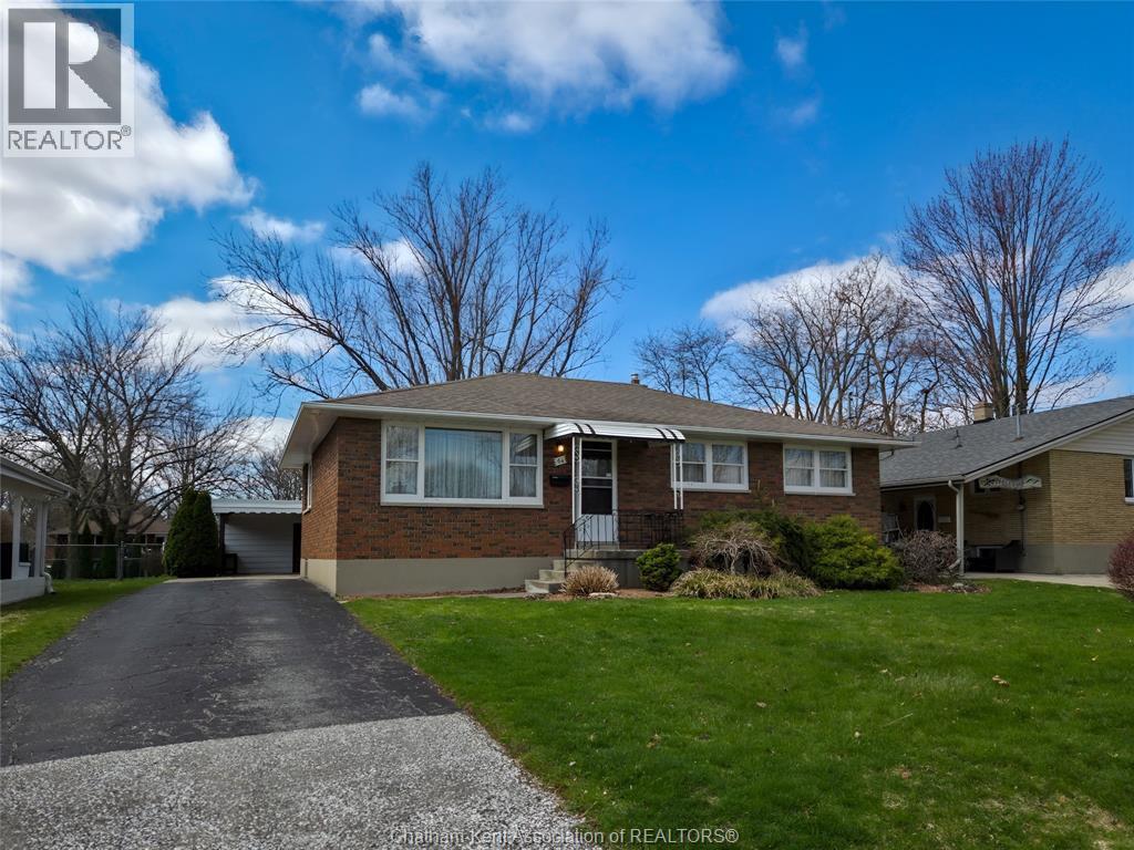 Single Family — 64 Coverdale Street, Chatham, Ontario