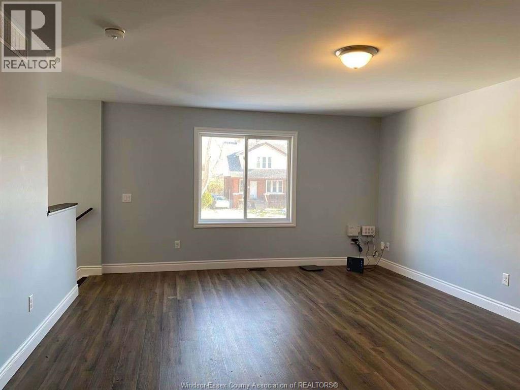 721 Partington, Windsor — photograph 2