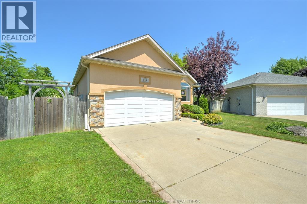 153 Purple Plum Drive, Kingsville — photograph 3