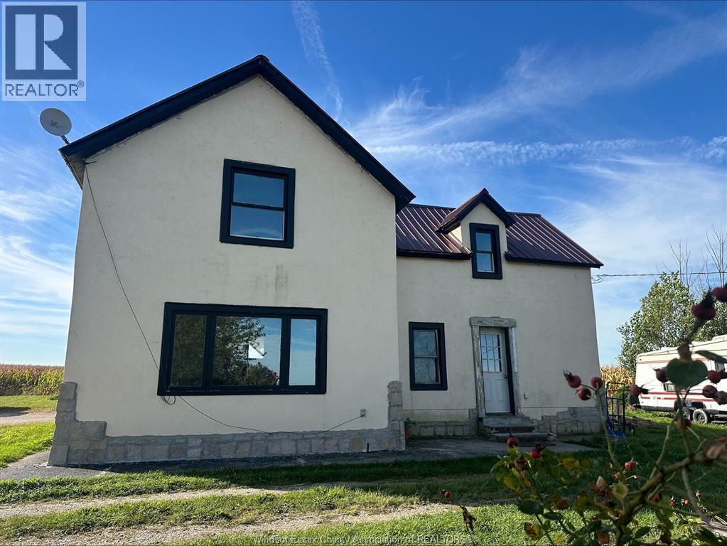 Single Family — 908 Mersea Rd 10, Leamington, Ontario