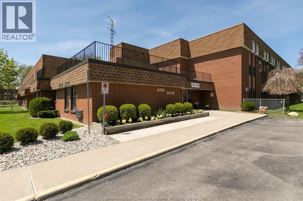 6523 Thornberry #331, Windsor — primary photograph