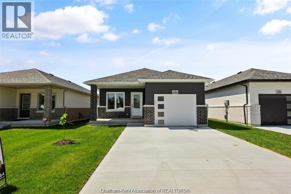 Single Family — 240 Ironwood Trail, Chatham, Ontario