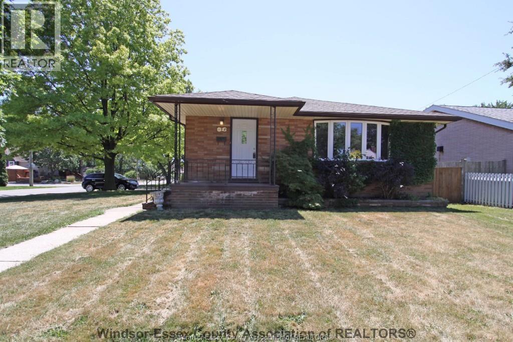 Single Family — 198 Superior, LaSalle, Ontario