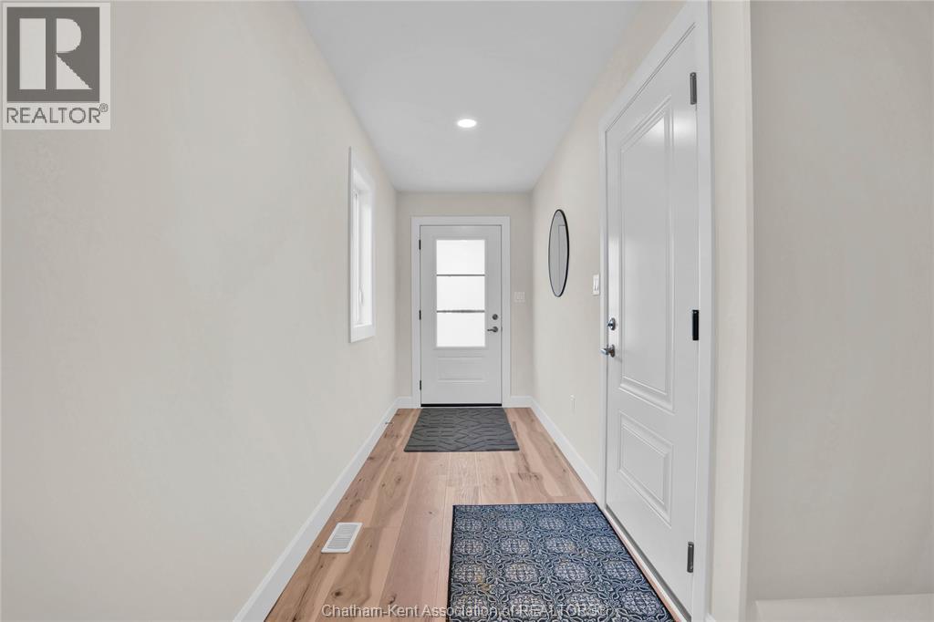 166 Ironwood Trail, Chatham — photograph 2