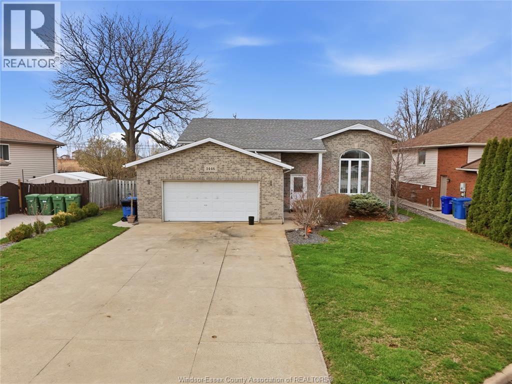 Single Family — 1446 Heritage Garden Crescent, Lakeshore, Ontario