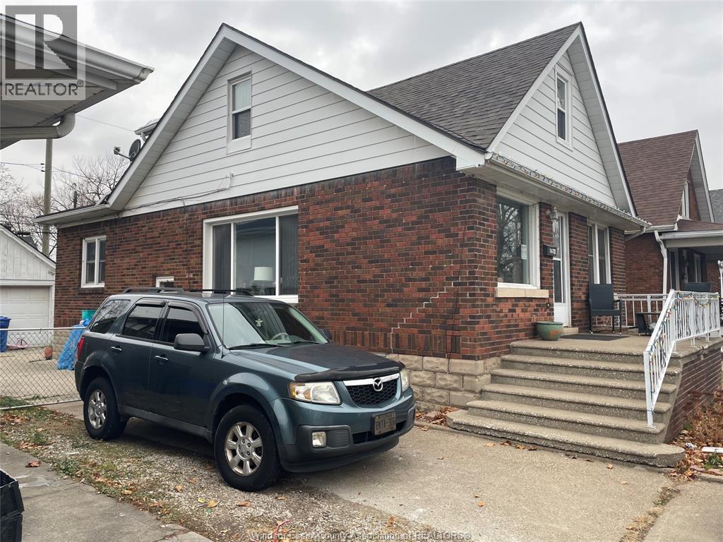 1673 Pillette Road, Windsor — photograph 3