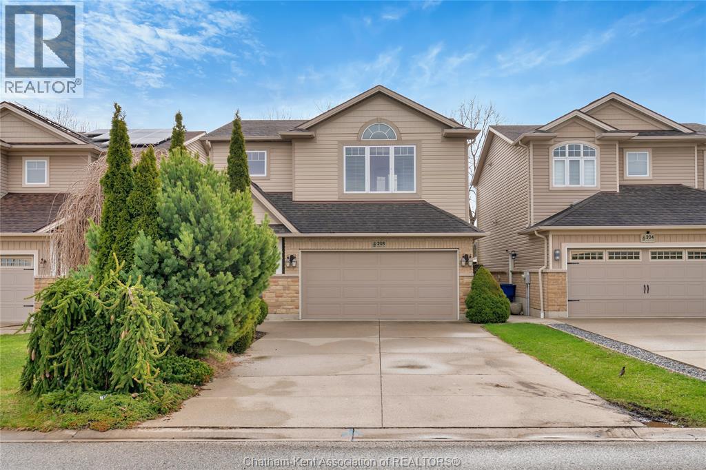 Single Family — 208 Hudson Drive, Chatham, Ontario