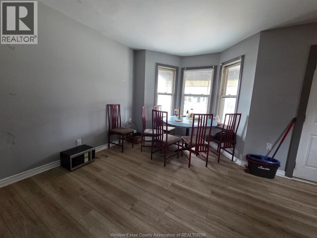 454 Rankin Avenue, Windsor — photograph 3