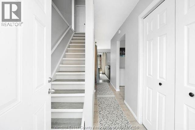 8665 Darlington Crescent, Windsor — photograph 2