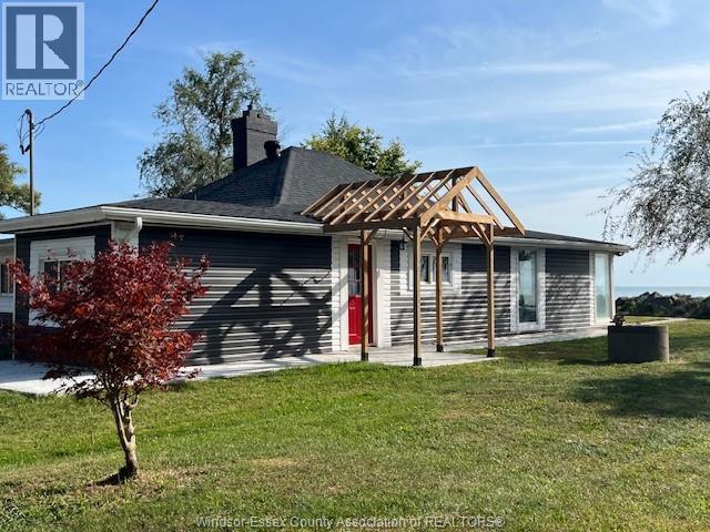 Single Family — 394 Robson Road, Leamington, Ontario