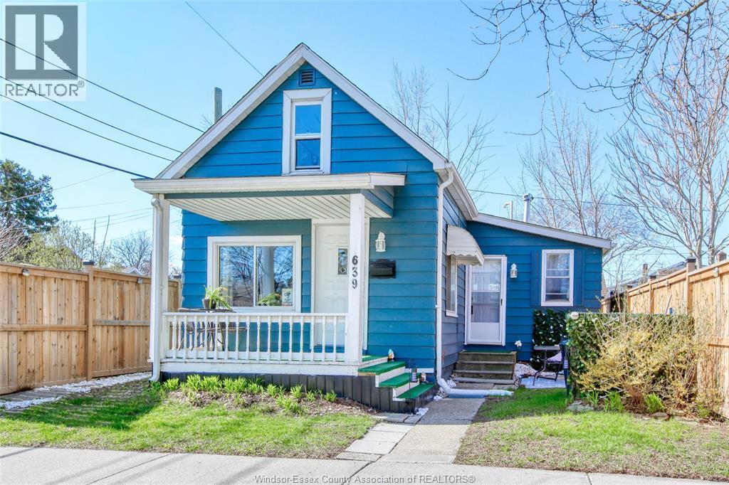 639 Watkins, Windsor — primary photograph