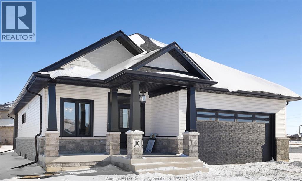 Single Family — 106 McKenzie Court, Chatham, Ontario