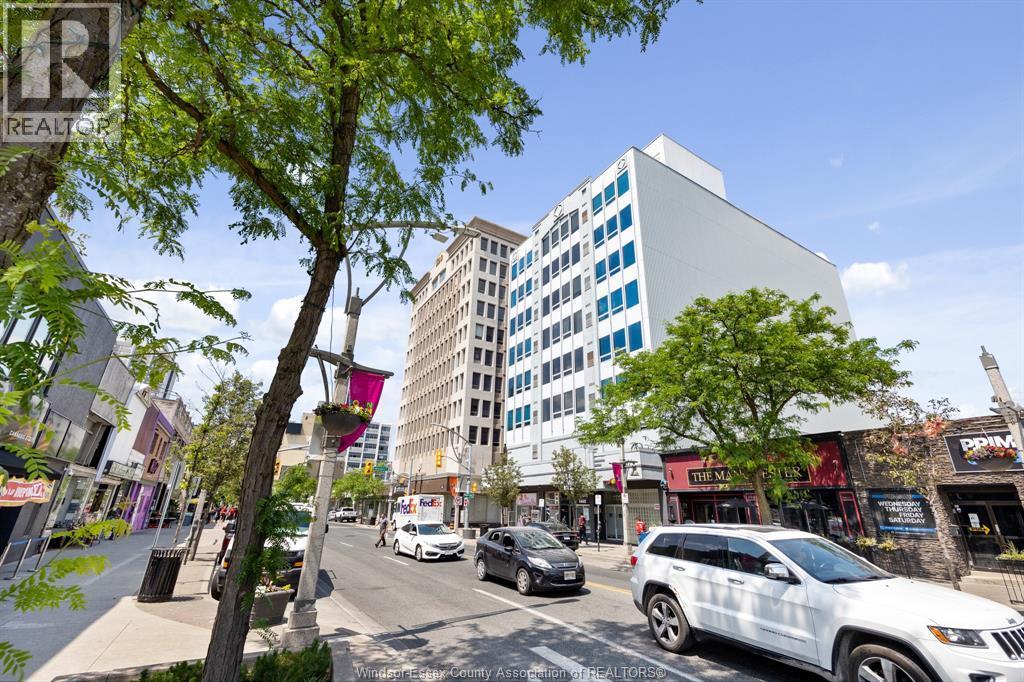 540 Ouellette Avenue #7E, Windsor — primary photograph