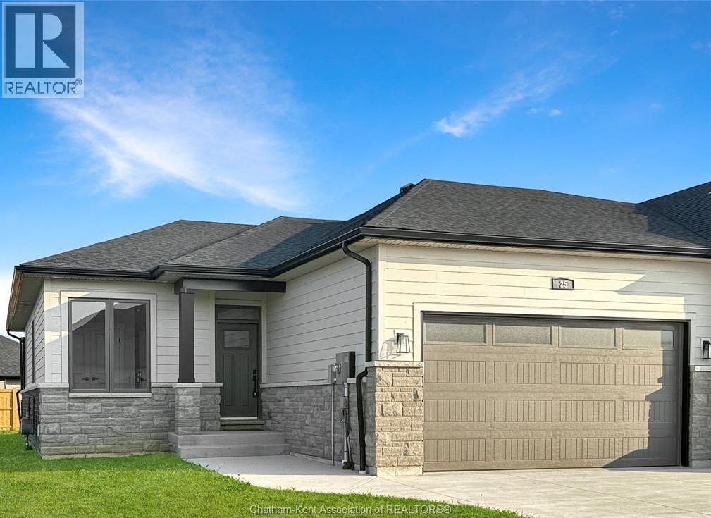 Single Family — 25 Duskridge Road, Chatham, Ontario