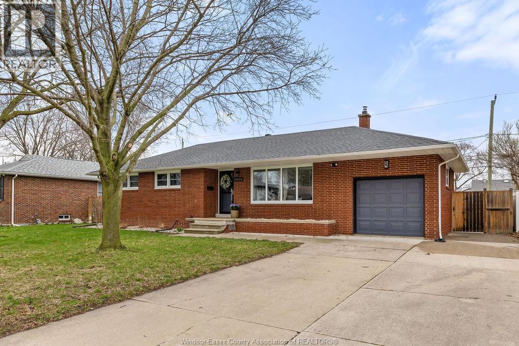 Single Family — 1064 Virginia Avenue, Windsor, Ontario