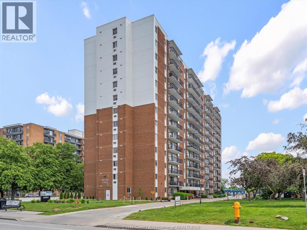 8591 Riverside Drive #1101, Windsor — primary photograph