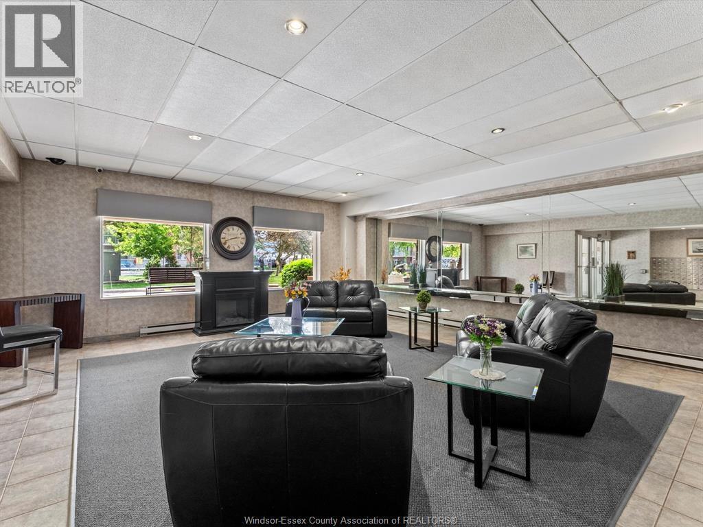 8591 Riverside Drive #1101, Windsor — photograph 3