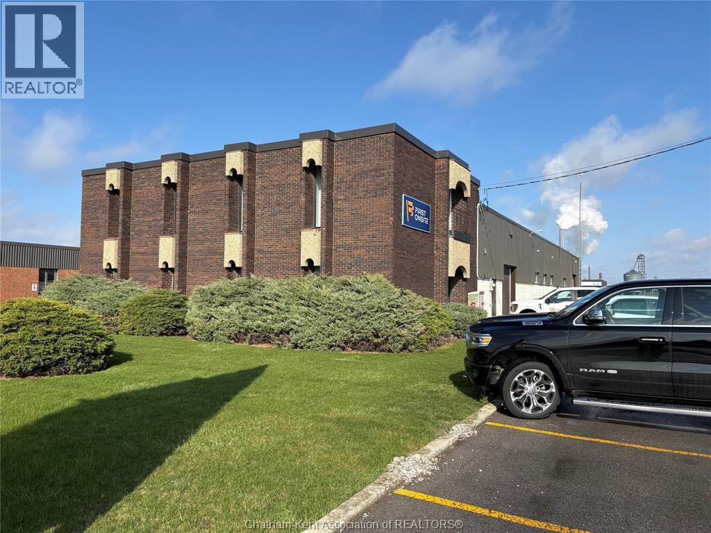 Industrial — 995 Richmond Street, Chatham, Ontario