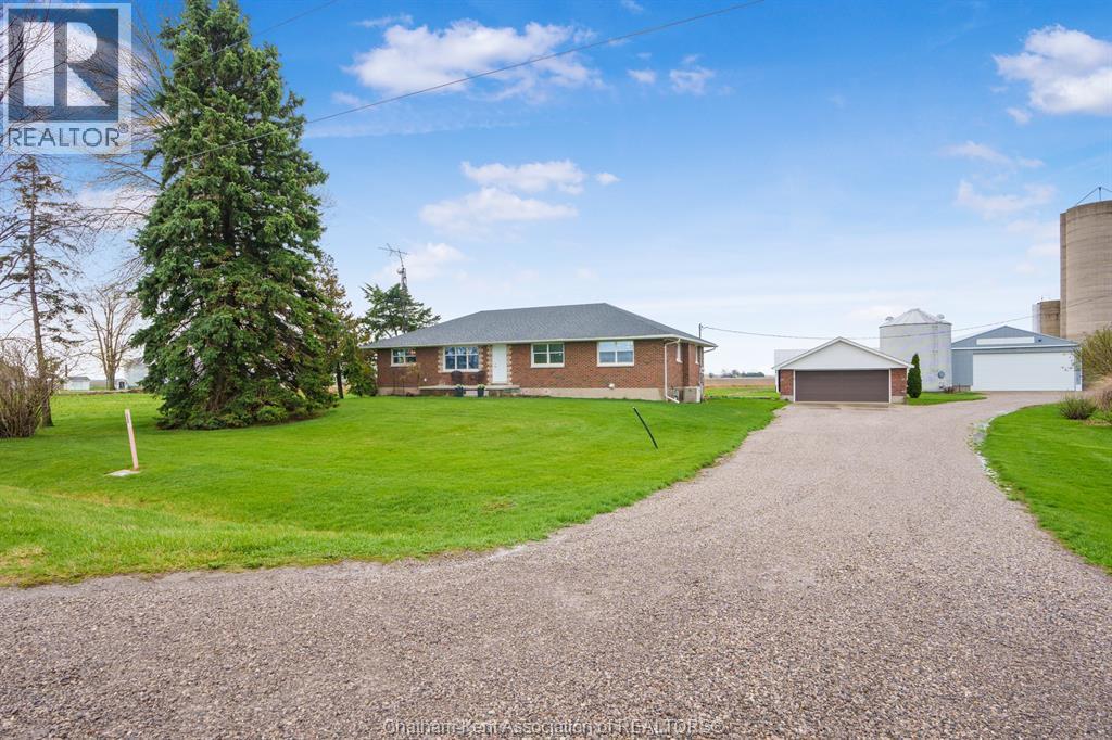 Single Family — 27156 St Clair Road, Wallaceburg, Ontario