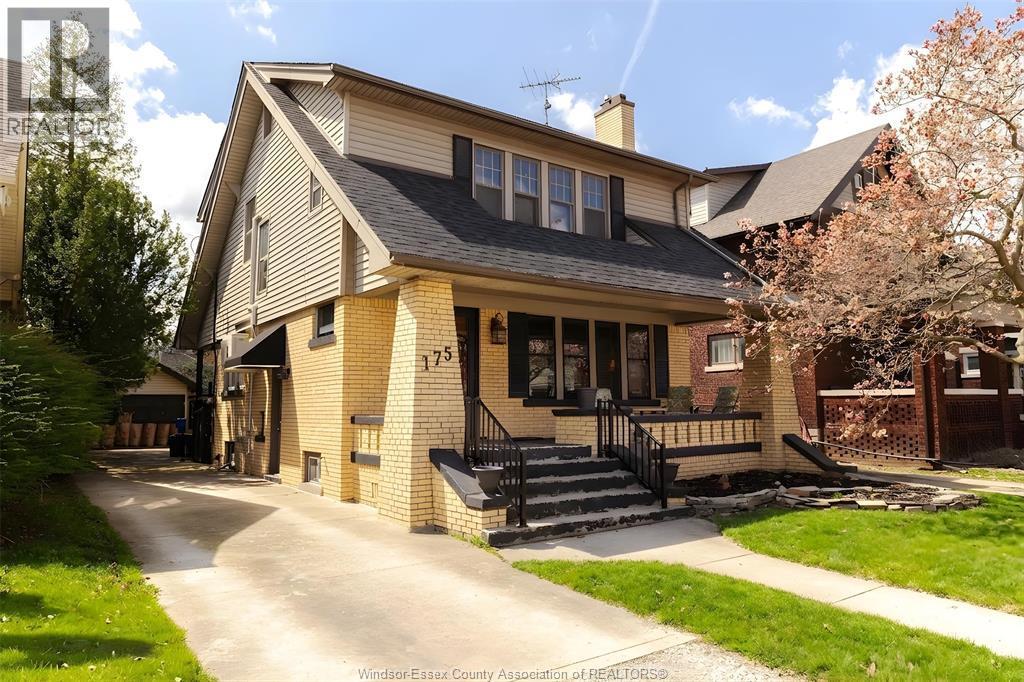 175 McEwan Avenue, Windsor — primary photograph