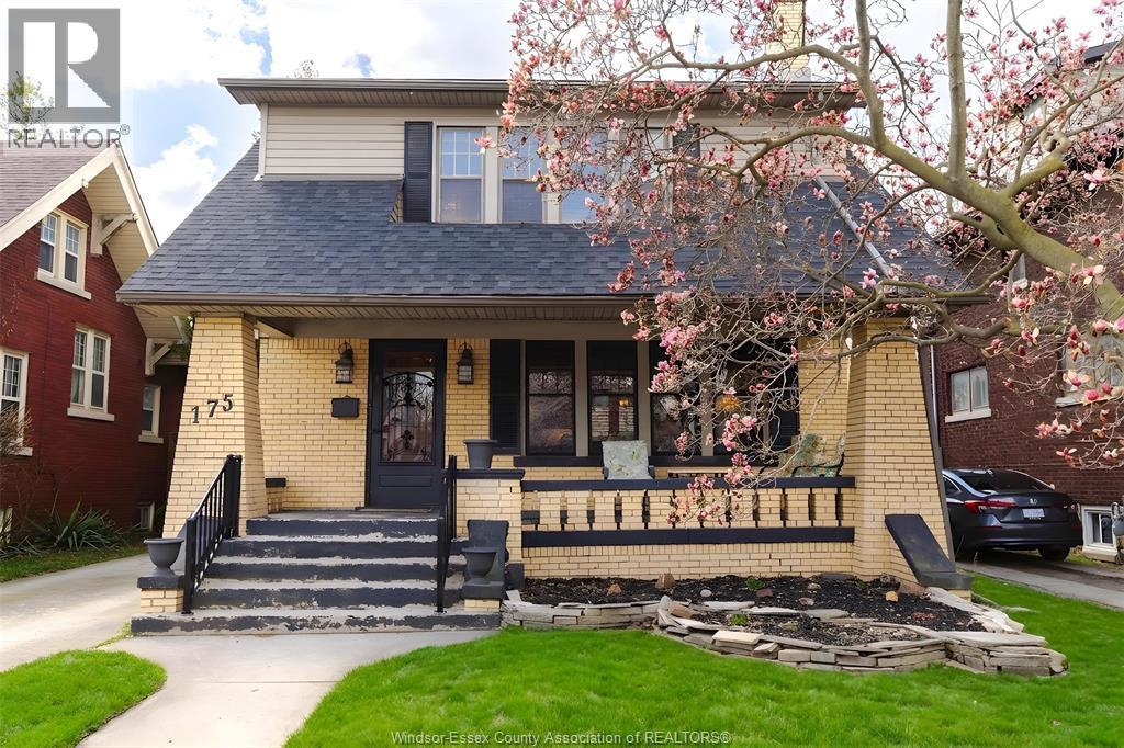 175 McEwan Avenue, Windsor — photograph 2