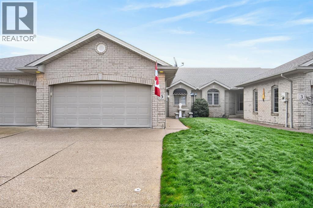 Single Family — 5 Leonard Drive, Kingsville, Ontario