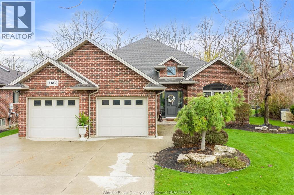 Single Family — 166 Woodycrest, Kingsville, Ontario