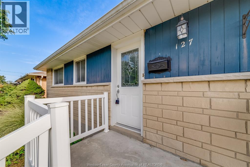127 Coverdale Street, Chatham — photograph 3