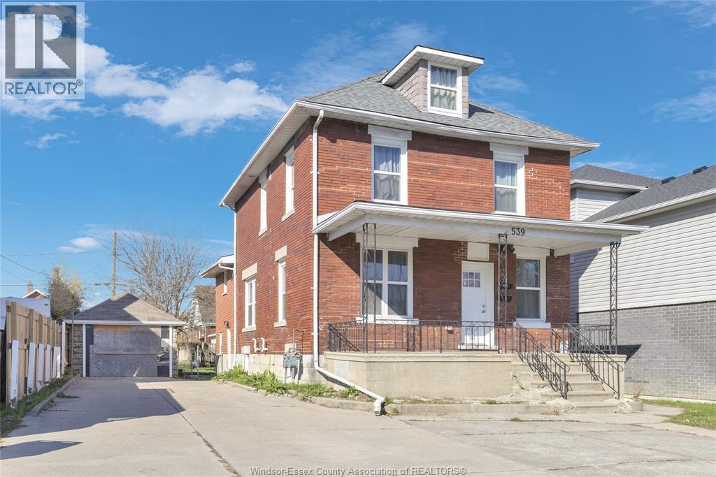 539 Campbell Avenue, Windsor — primary photograph