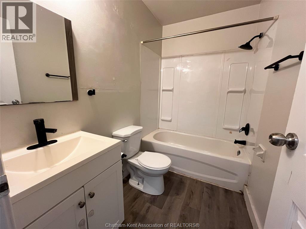 89 Sheldon Avenue #1, Chatham — photograph 2