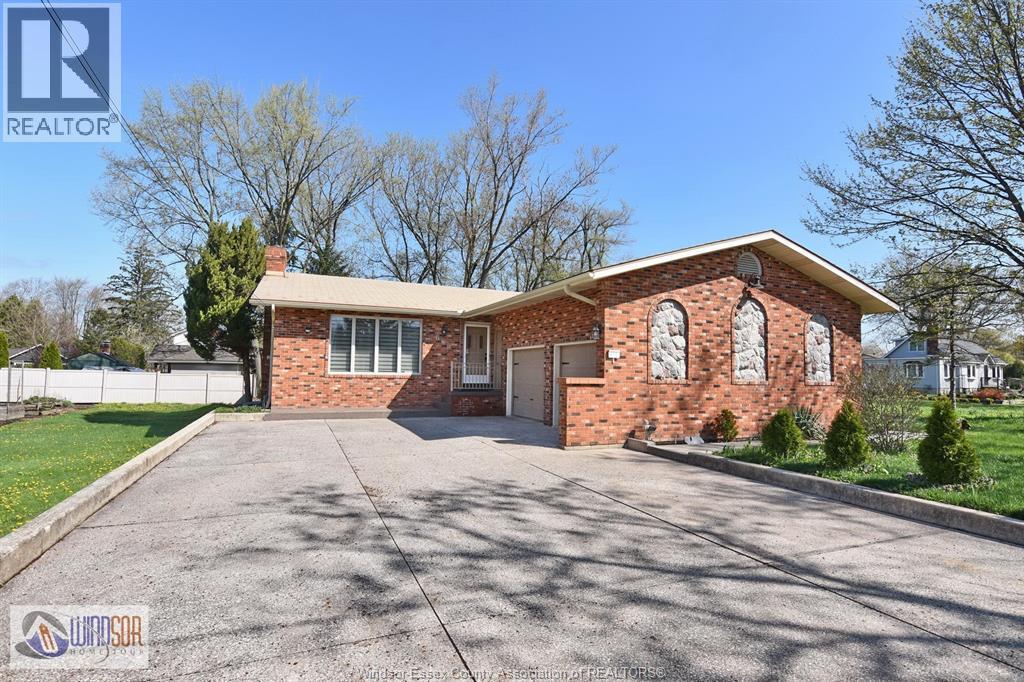 600 Cousineau Road #LOWER, Windsor — primary photograph
