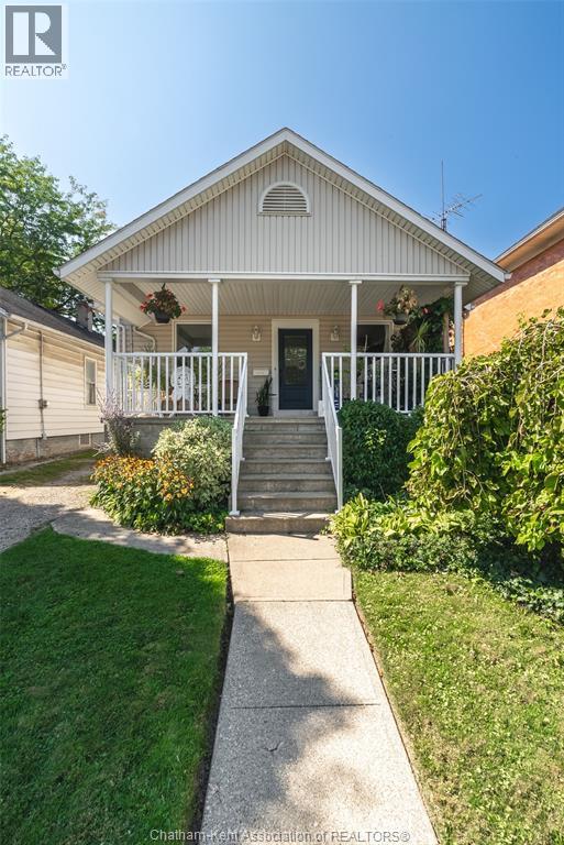 Single Family — 460 Queen Street, Chatham, Ontario