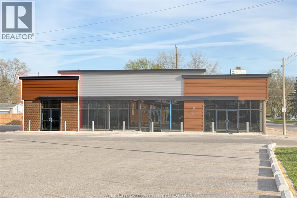 2980 Dominion Boulevard, Windsor — primary photograph