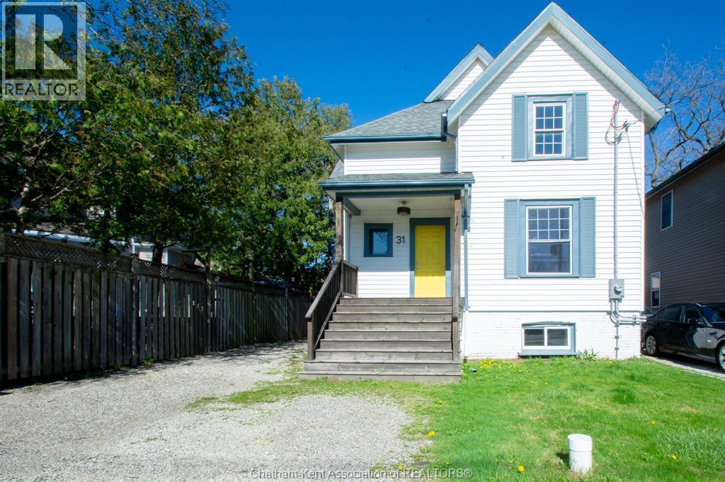 31 Adelaide Street, Chatham — photograph 3