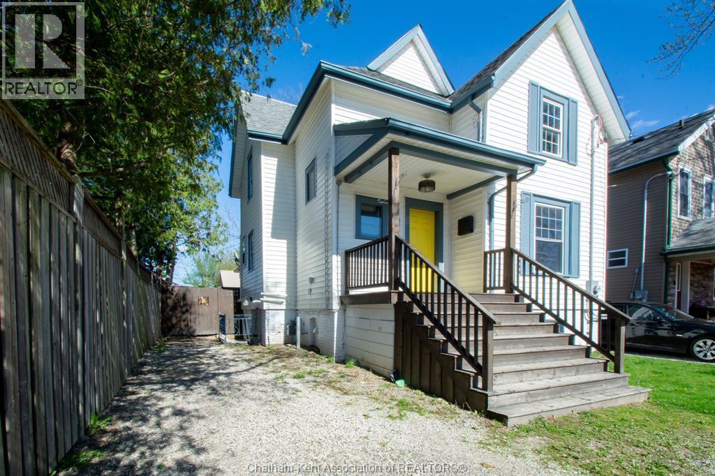 Single Family — 31 Adelaide Street, Chatham, Ontario