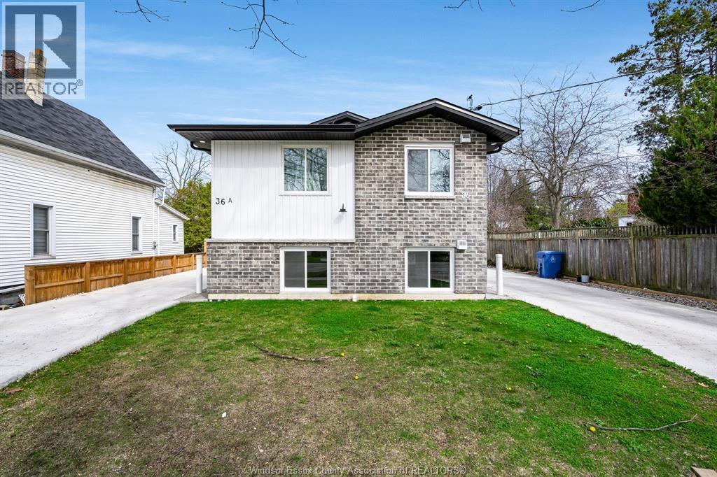 Multi-family — 36 Victoria Avenue, Leamington, Ontario