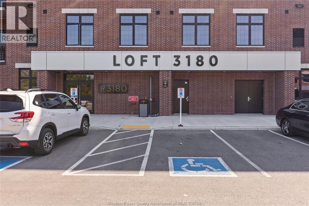 3180 Meadowbrook Lane #206, Windsor — photograph 2