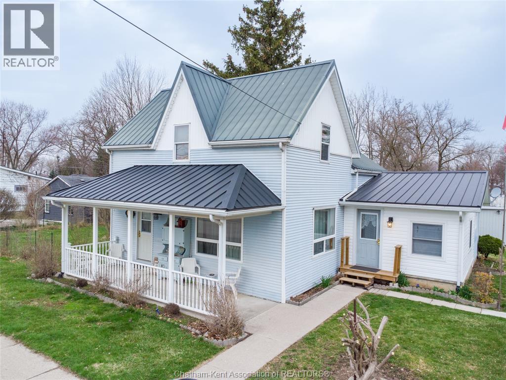 84 Sherman Street, Thamesville — photograph 3