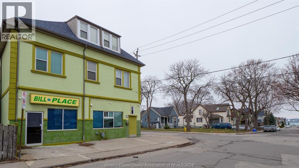 401 Parent, Windsor — photograph 3
