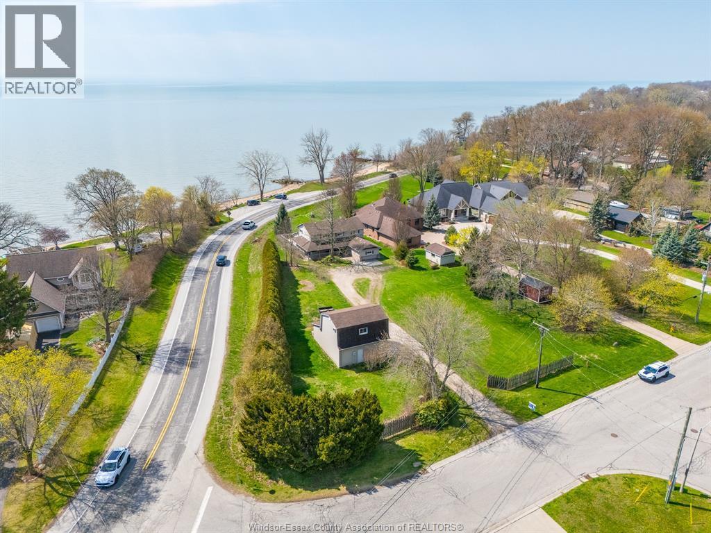495 Lake Drive, Kingsville — photograph 2