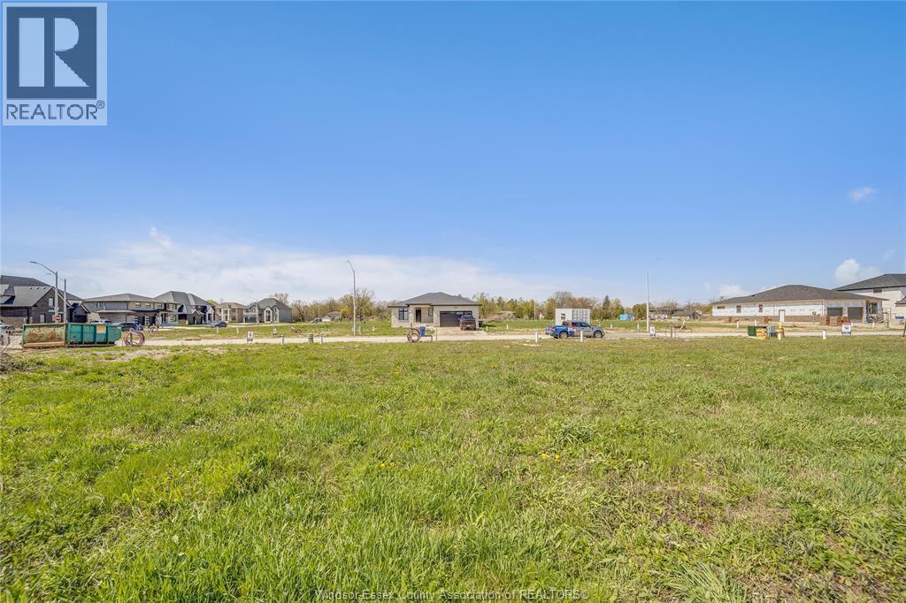 3680 Farrow Avenue, Windsor — primary photograph