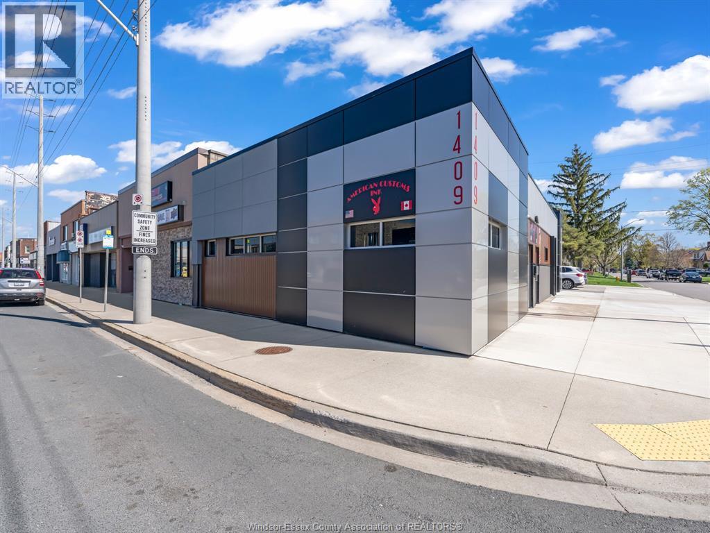 1409 Tecumseh Road, Windsor — photograph 2