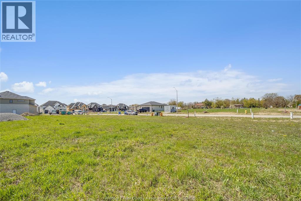 3697 Farrow Avenue, Windsor — primary photograph