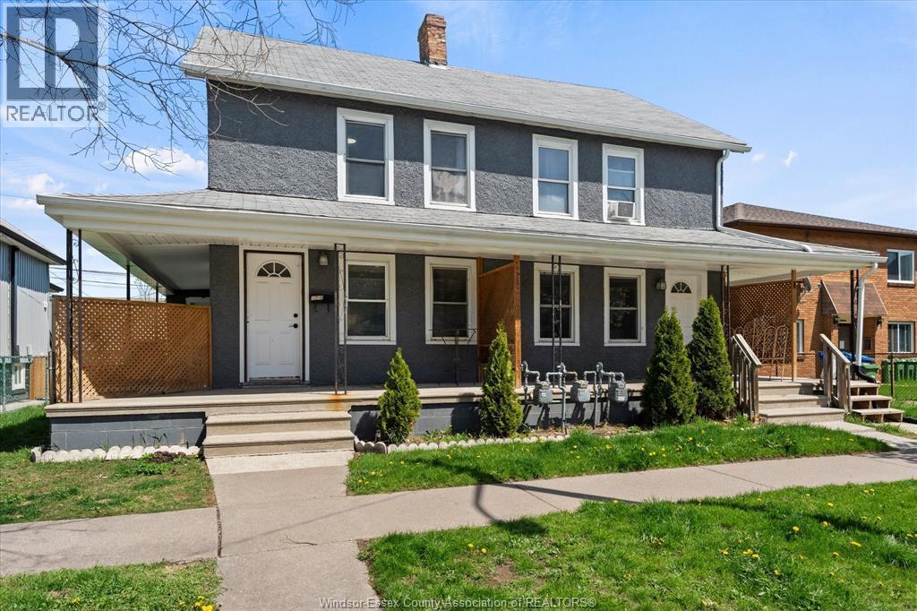 1210-1212 Monmouth, Windsor — photograph 2
